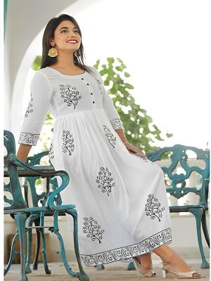 Daring Timelessness Ethnic Wear